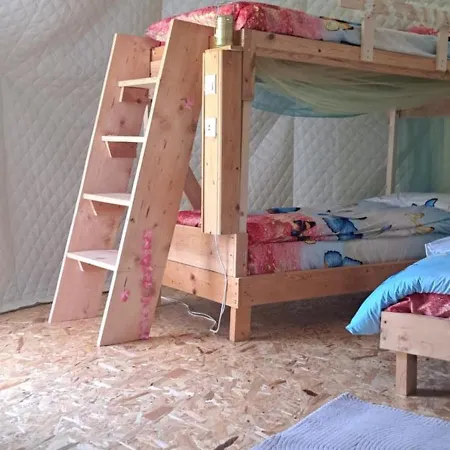 Forest Glamping Cort de lux *